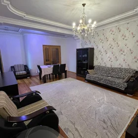 In Baku 96.0 m² apartment is for sale - Image 2