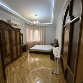 In Baku 135.0 m² apartment is for rent - Image 4