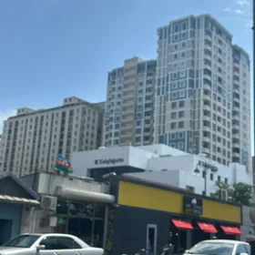 In Baku 152.0 m² apartment is for sale - Image 2