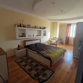 In Baku 60.0 m² apartment is for rent - Image 2