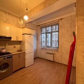 In Baku 81.0 m² apartment is for rent - Image 3