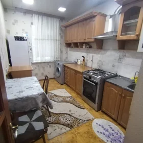 In Baku 75.0 m² apartment is for rent - Image 3