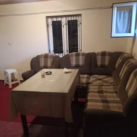 In Baku 90.0 m² apartment is for rent - Image 3