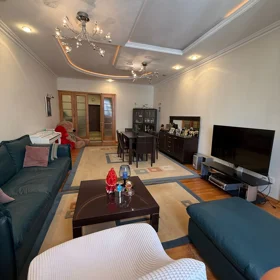 In Baku 150.0 m² apartment is for sale - Image 2