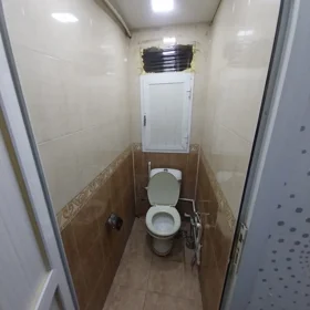 In Baku 60.0 m² apartment is for sale - Image 3