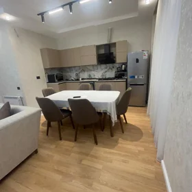 In Baku 104.0 m² apartment is for rent - Image 2