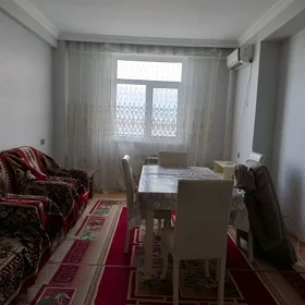 In Baku 70.0 m² apartment is for rent - Image 2