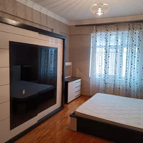 In Baku 90.0 m² apartment is for rent - Image 4