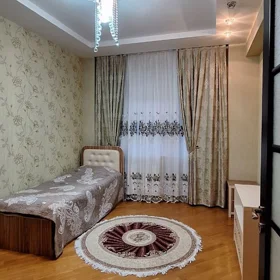 In Baku 150.0 m² apartment is for rent - Image 2