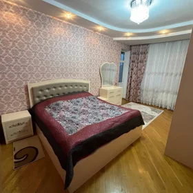 In Baku 150.0 m² apartment is for rent - Image 3