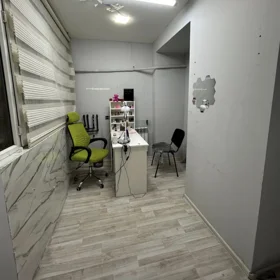 In Baku 15.0 m² commercial is for rent - Image 4