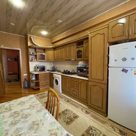 In Baku 100.0 m² apartment is for rent - Image 5