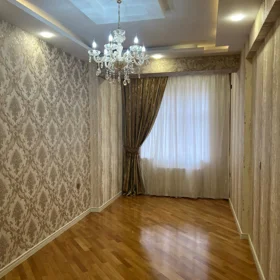 In Baku 140.0 m² apartment is for sale - Image 3