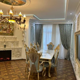 In Baku 160.0 m² apartment is for sale - Image 2