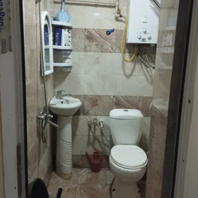 In Baku 50.0 m² apartment is for rent - Image 4