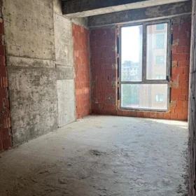 In Baku 177.0 m² apartment is for sale - Image 4