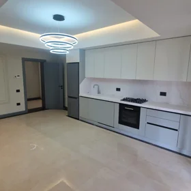 In Baku 84.0 m² apartment is for sale - Image 3