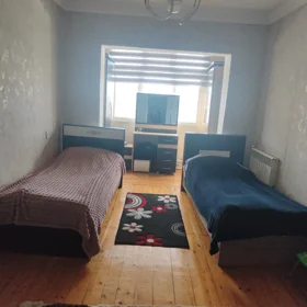 In Baku 90.0 m² apartment is for rent - Image 4