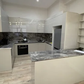 In Baku 85.0 m² apartment is for rent - Image 3