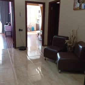 In Baku 78.0 m² apartment is for sale - Image 2