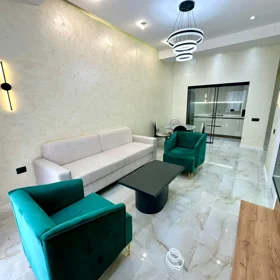 In Baku 70.0 m² apartment is for rent - Image 2