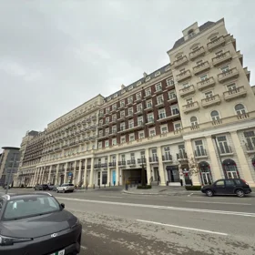 In Baku nan m² apartment is for sale - Image 2