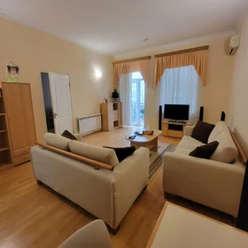 In Baku 60.0 m² apartment is for sale - Image 2