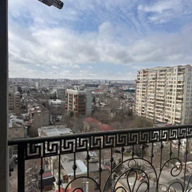 In Baku 65.0 m² apartment is for sale - Image 2