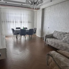 In Baku 65.0 m² apartment is for sale - Image 3