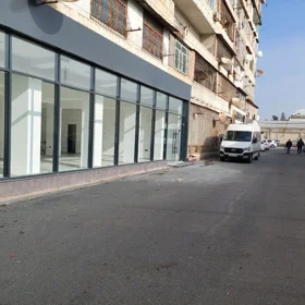 In Baku 175.0 m² commercial is for rent - Image 4