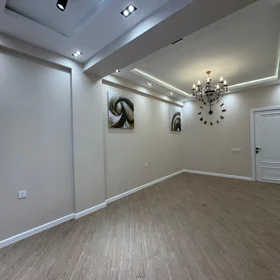 In Baku 110.0 m² apartment is for sale - Image 5