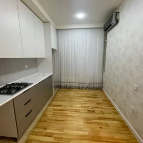 In Baku 65.0 m² apartment is for sale - Image 5