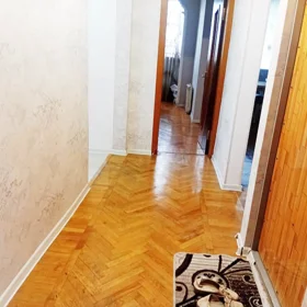 In Baku 60.0 m² apartment is for sale - Image 3