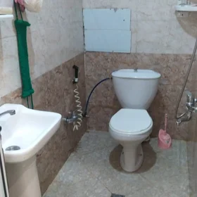 In Baku 40.0 m² apartment is for rent - Image 3