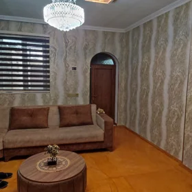 In Baku 90.0 m² house with 3.0 rooms is for sale - Image 5