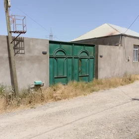 In Baku 76.0 m² house with 2.0 rooms is for sale - Image 2