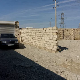 In Baku 87.0 m² house with 2.0 rooms is for sale - Image 3