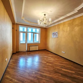 In Baku 85.0 m² apartment is for sale - Image 2