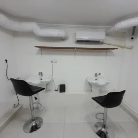 In Baku 90.0 m² commercial is for rent - Image 5