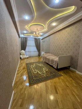 In Baku 127.0 m² apartment is for sale - Image 3
