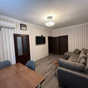 In Baku 70.0 m² apartment is for sale - Image 2