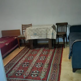 In Baku 25.0 m² house with 2.0 rooms is for rent - Image 2