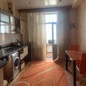 In Baku 90.0 m² apartment is for rent - Image 4