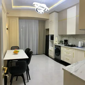 In Baku 94.0 m² apartment is for rent - Image 3