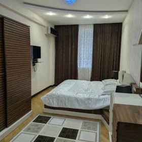 In Baku 170.0 m² apartment is for rent - Image 4