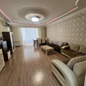 In Baku 140.0 m² apartment is for rent - Image 5