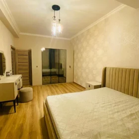 In Baku 80.0 m² apartment is for rent - Image 5
