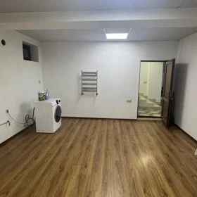 In Baku 600.0 m² house with 8.0 rooms is for sale - Image 2