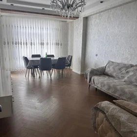In Baku 69.0 m² apartment is for sale - Image 5