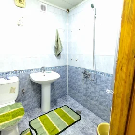 In Baku 72.0 m² apartment is for sale - Image 5